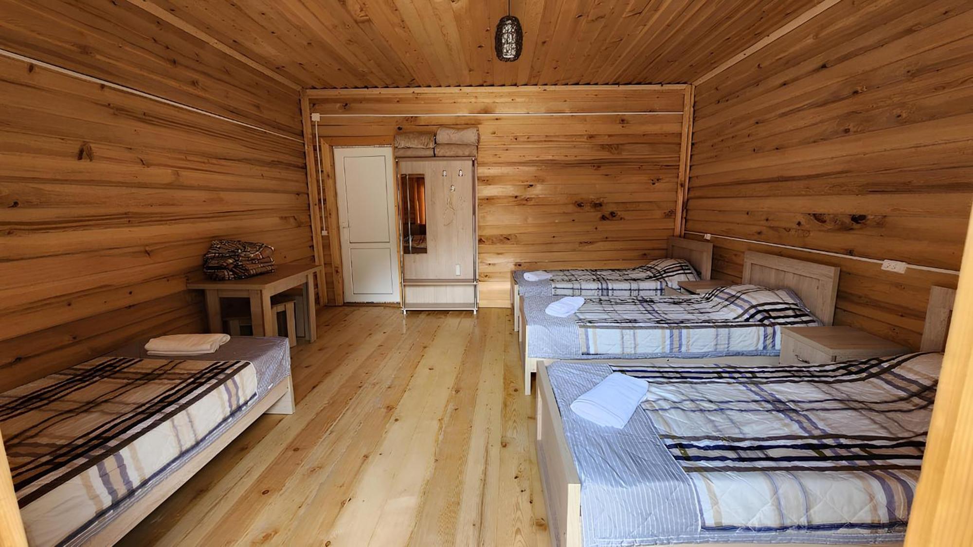Guest House Ushba Gate Μέστια Εξωτερικό φωτογραφία