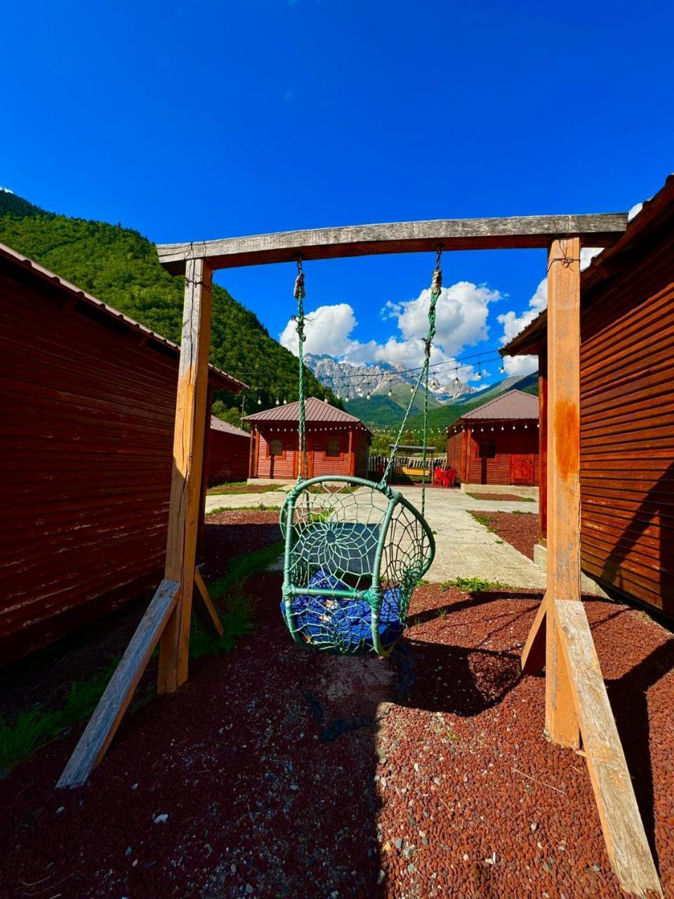 Guest House Ushba Gate Μέστια Εξωτερικό φωτογραφία