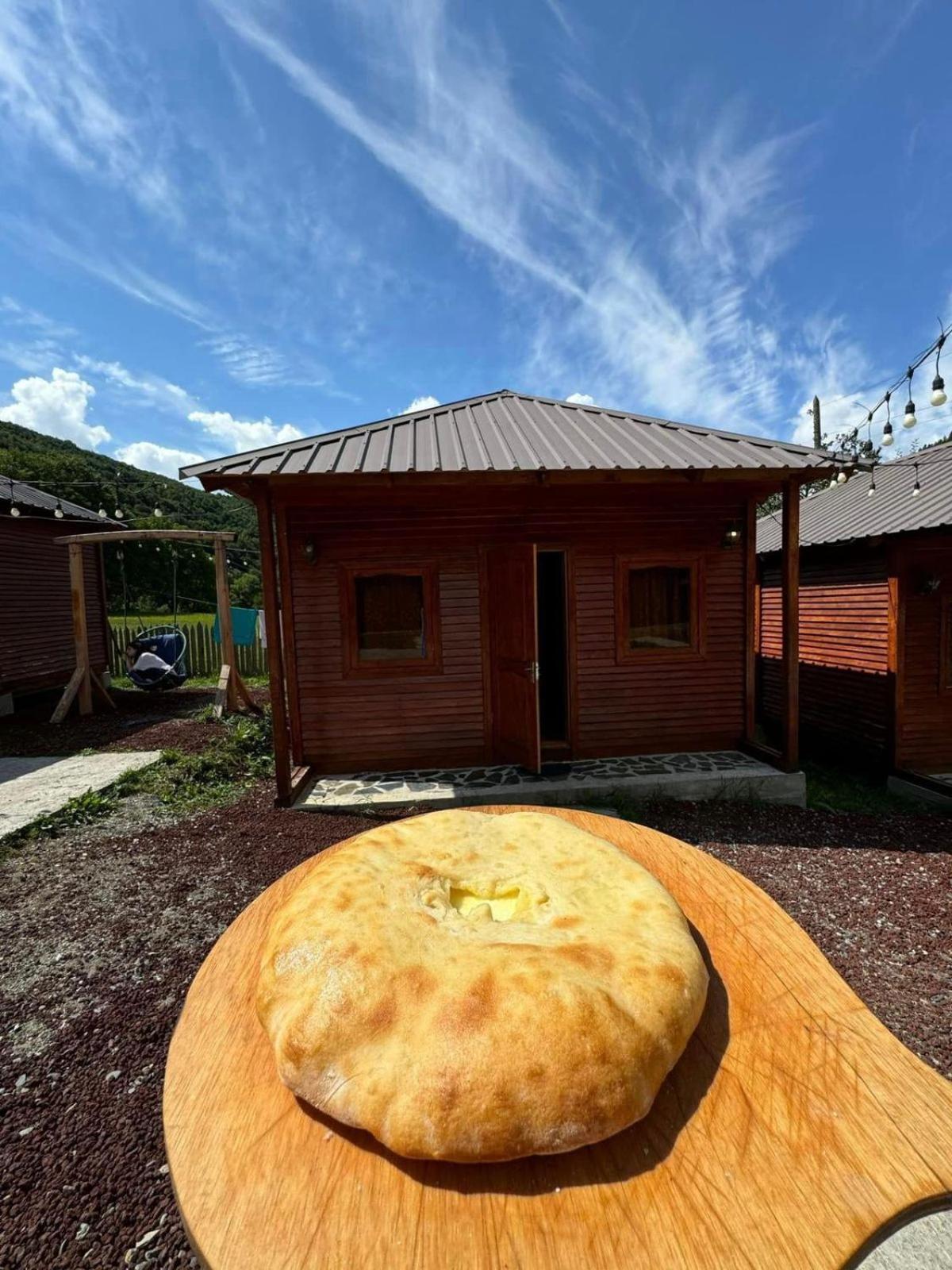 Guest House Ushba Gate Μέστια Εξωτερικό φωτογραφία