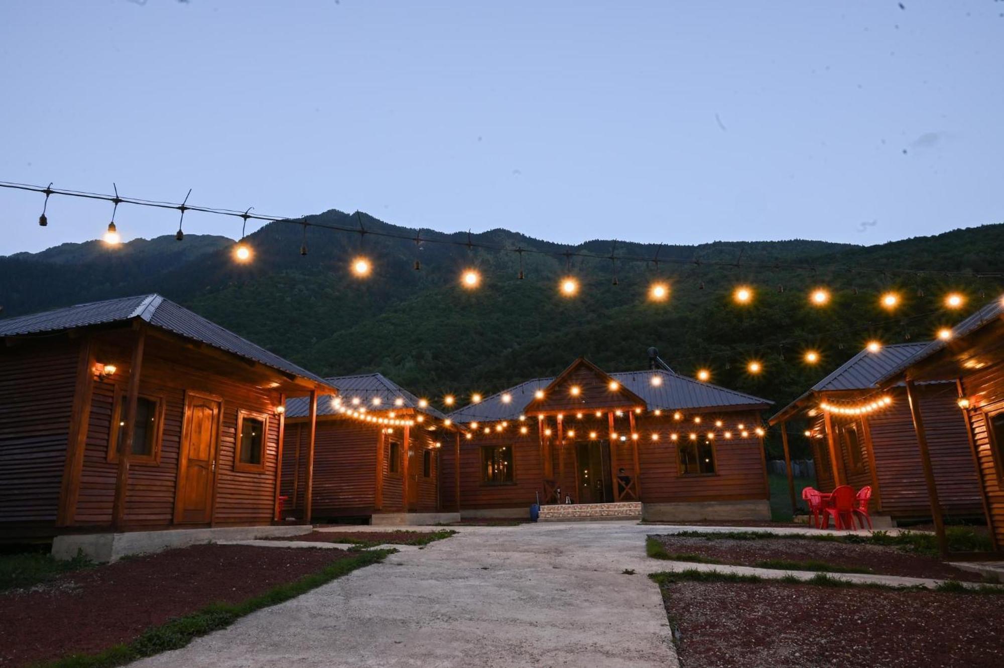 Guest House Ushba Gate Μέστια Εξωτερικό φωτογραφία