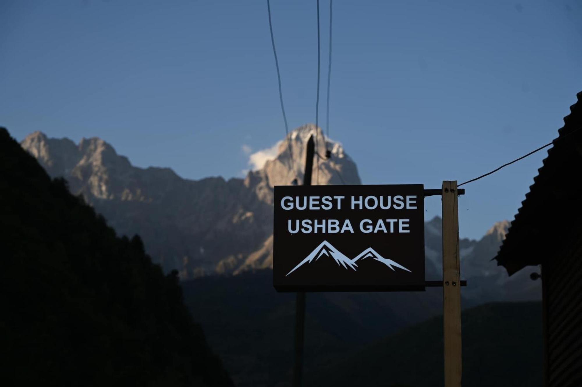 Guest House Ushba Gate Μέστια Εξωτερικό φωτογραφία