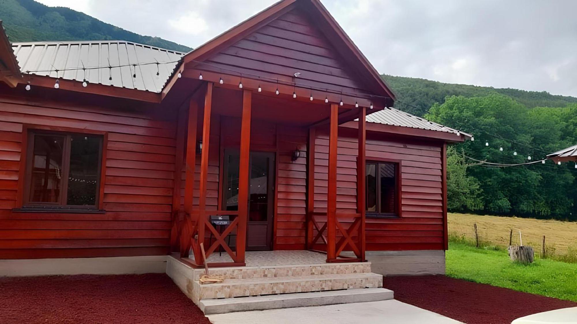 Guest House Ushba Gate Μέστια Εξωτερικό φωτογραφία